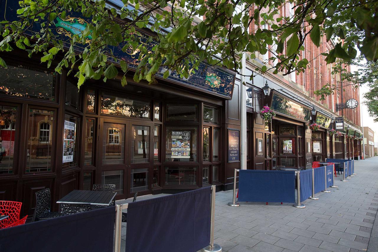 The Furness Railway Wetherspoon Barrow-in-Furness Buitenkant foto